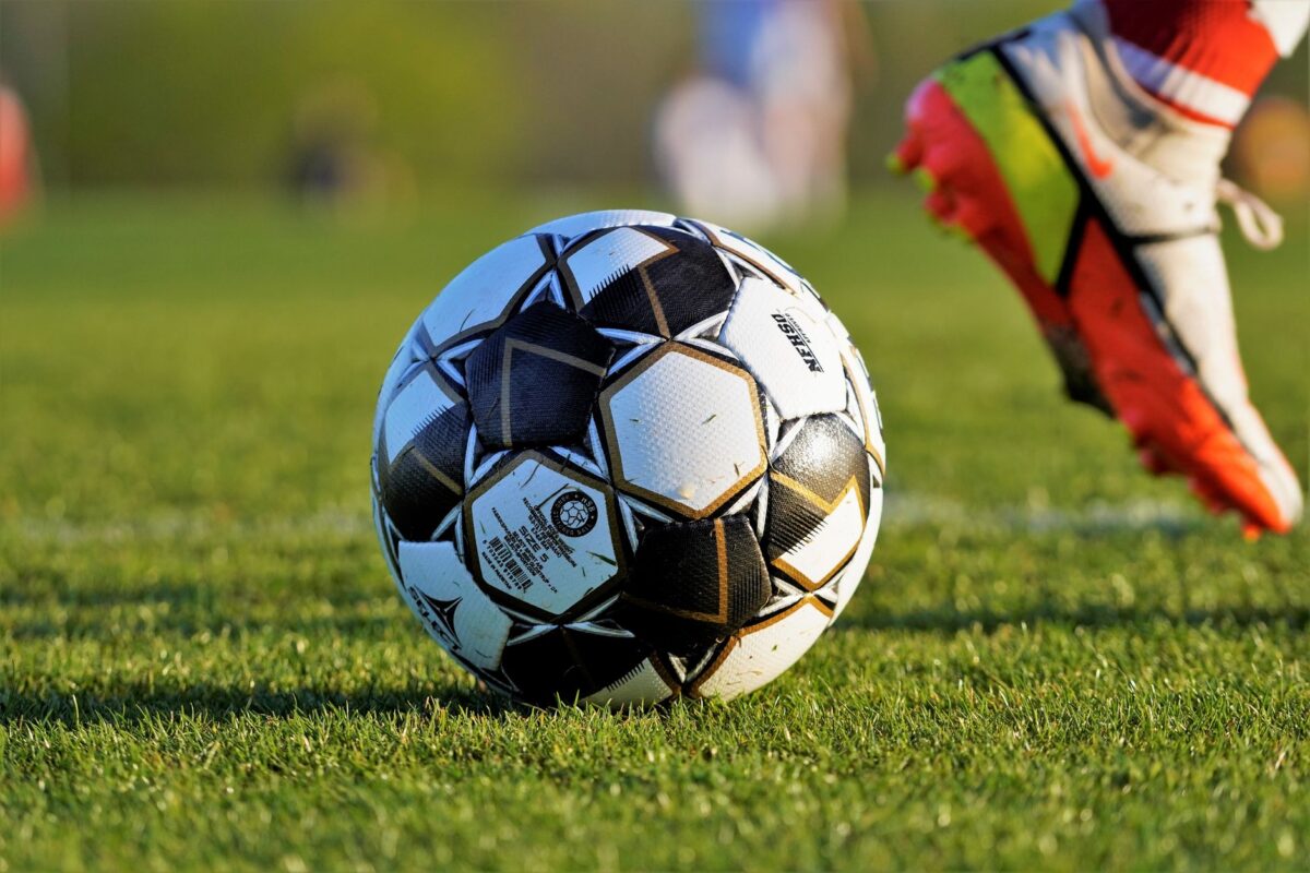 télécharger efootball apk cas usage profil