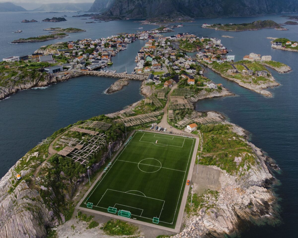 télécharger efootball apk